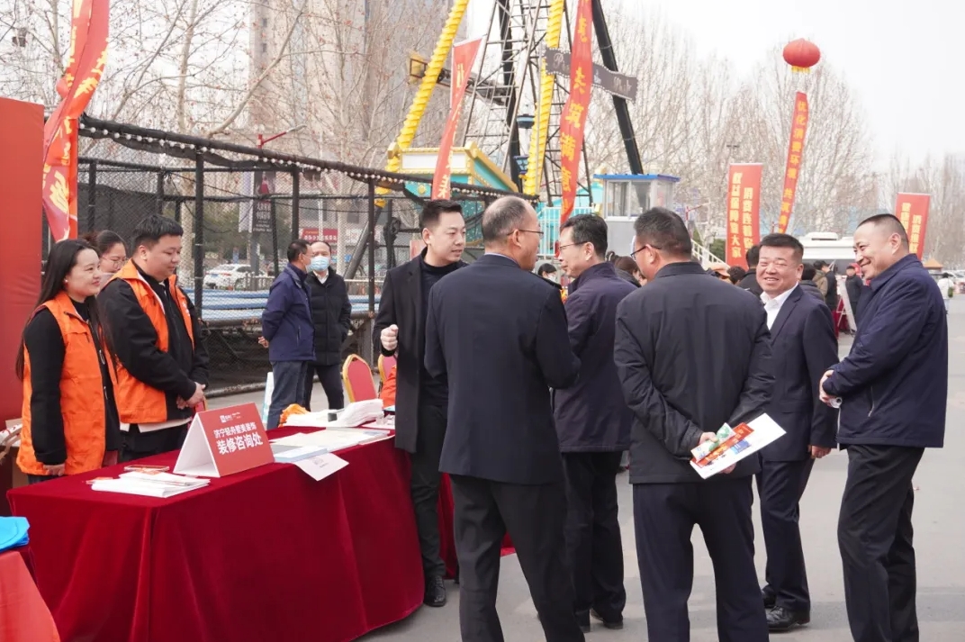 ��Ͷ�V�����������p�������b������бO(ji��n)��315չ����Ψһ��չ���b��I(y��)���Z�����M����˿�����