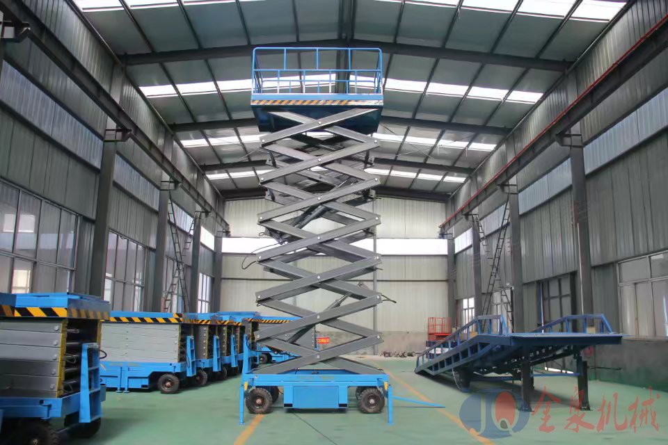 移動升降機(jī)