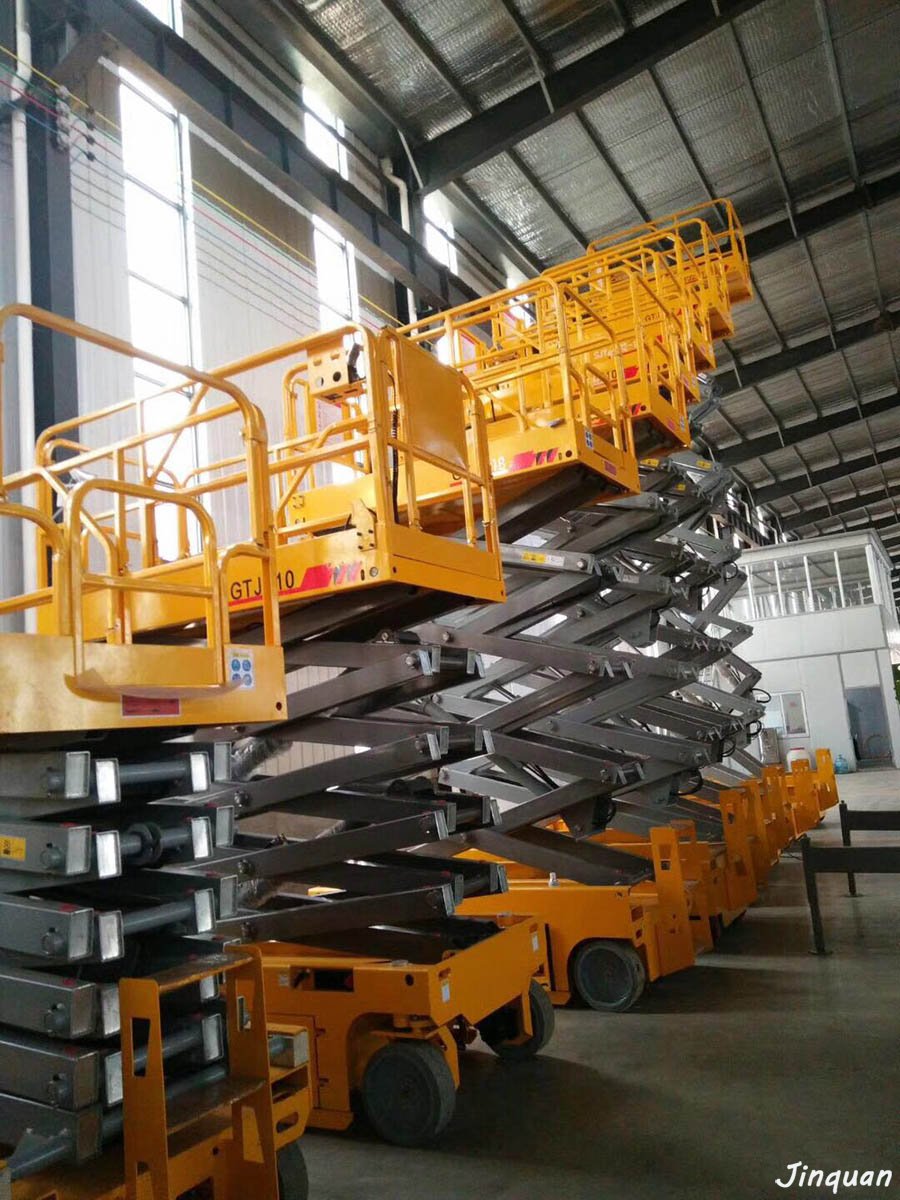 自行升降平臺(tái)